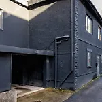 Beach Front Hideaway, Caswell Bay