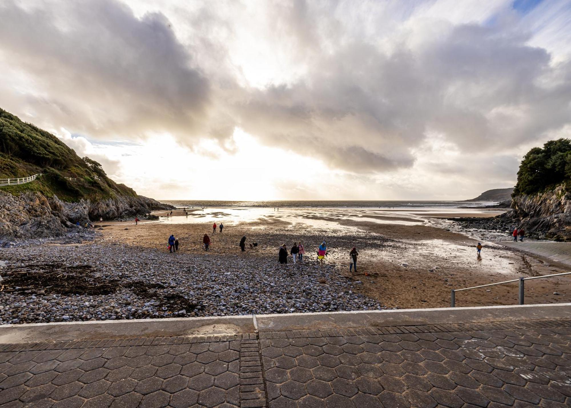 Beach Front Hideaway, Caswell Bay Apartment *