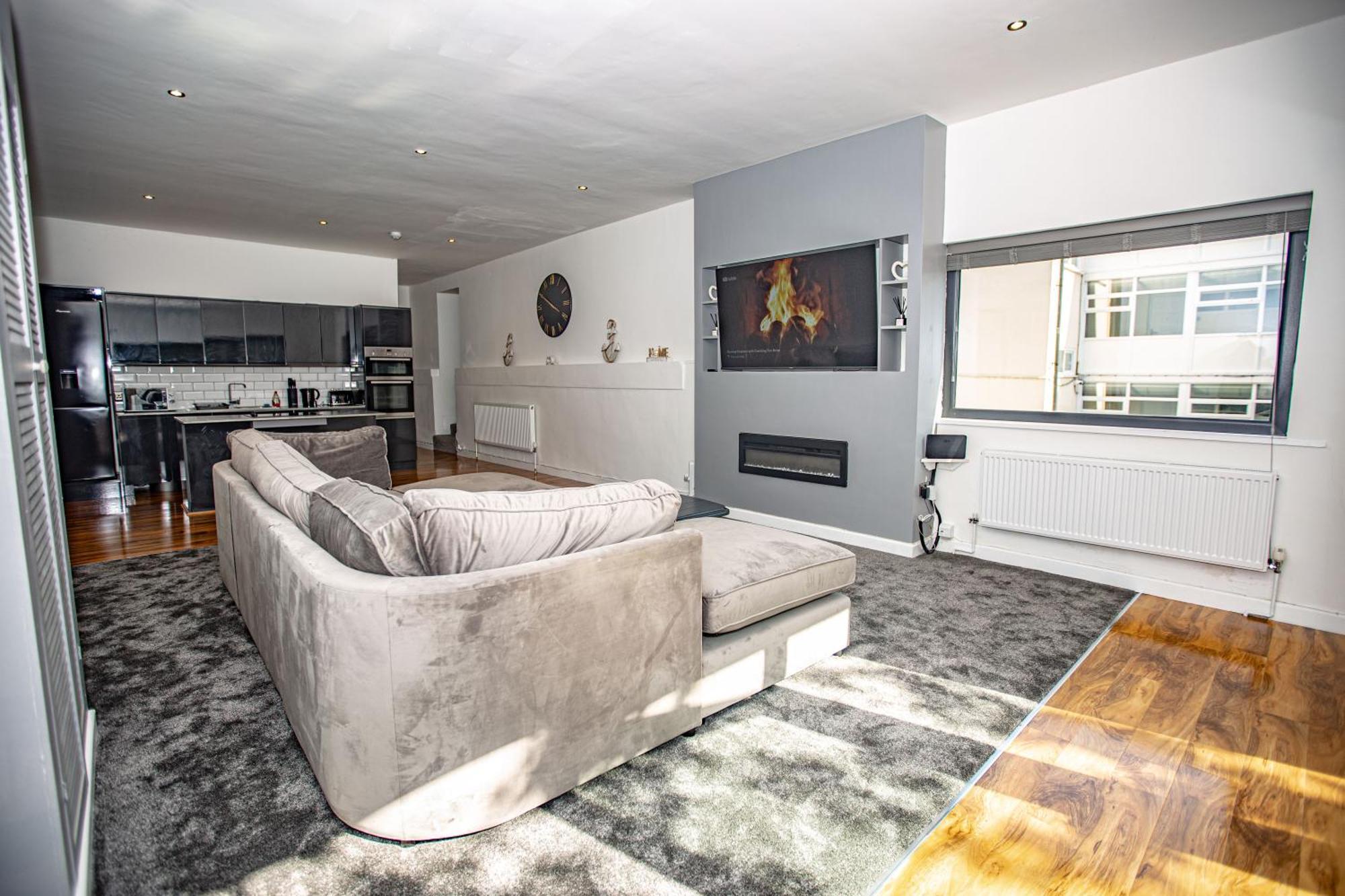 Apartment Beach Front Hideaway, Caswell Bay *