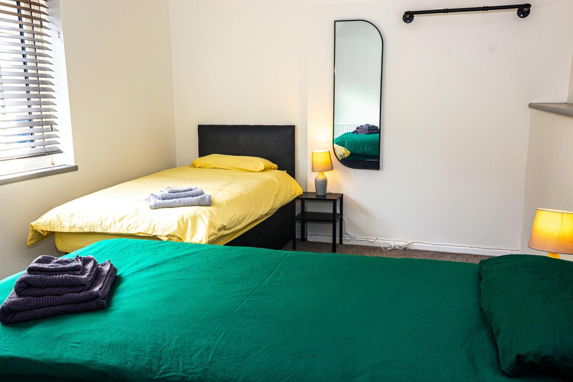 Beach Front Hideaway, Caswell Bay